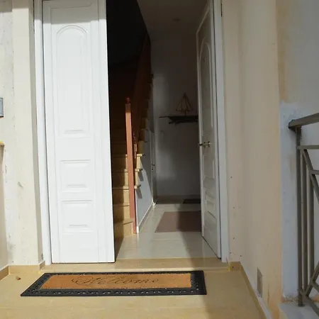 Blue Ark Flat & Apartment *