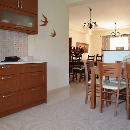 Blue Ark Flat & Aigeira