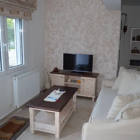 Blue Ark Flat & * Aigeira