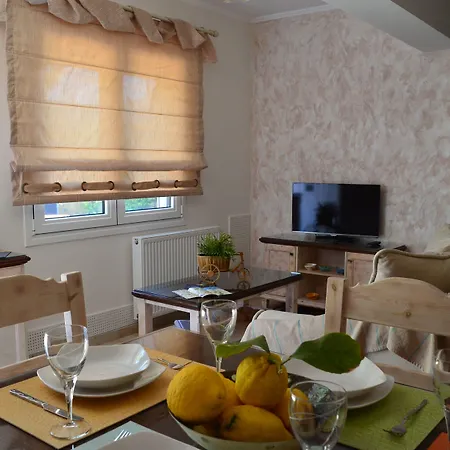 アパート Blue Ark Flat &