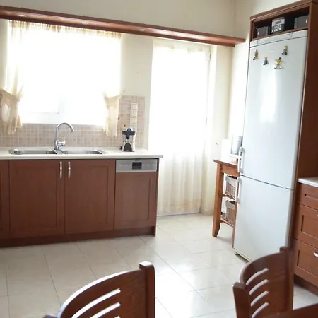 アパート Blue Ark Flat & Aigeira