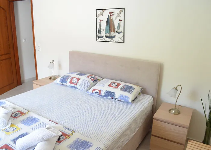 Blue Ark Flat & Appartement Aigeira
