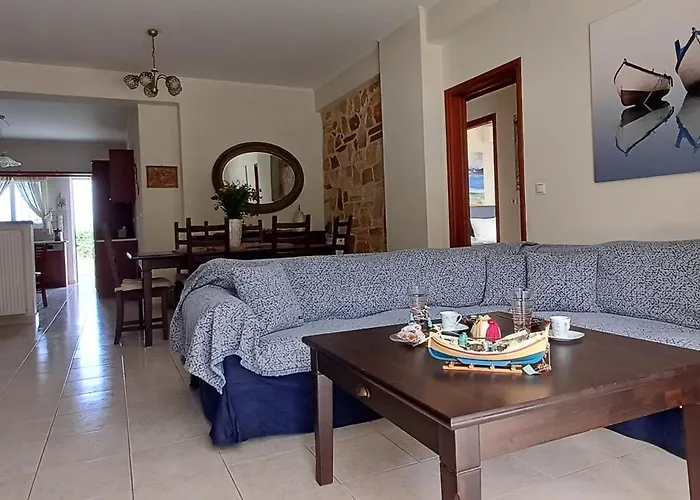 Blue Ark Flat & * Aigeira